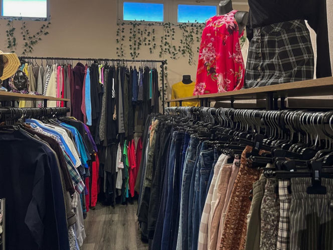 Wiosenne odświeżenie szafy? Stwórz swój wymarzony look w Zielonym Manekinie!