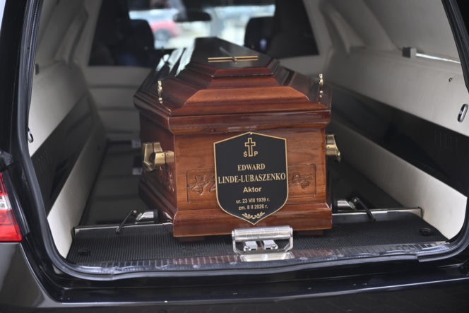 Pogrzeb Edwarda Linde-Lubaszenki
