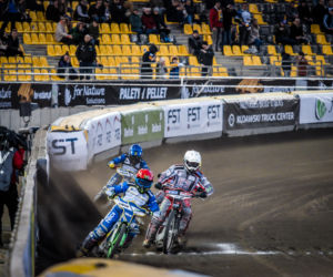 Apator Toruń - Arged Malesa Ostrów, zdjęcia kibiców z Motoareny. Galeria z meczu PGE Ekstraligi
