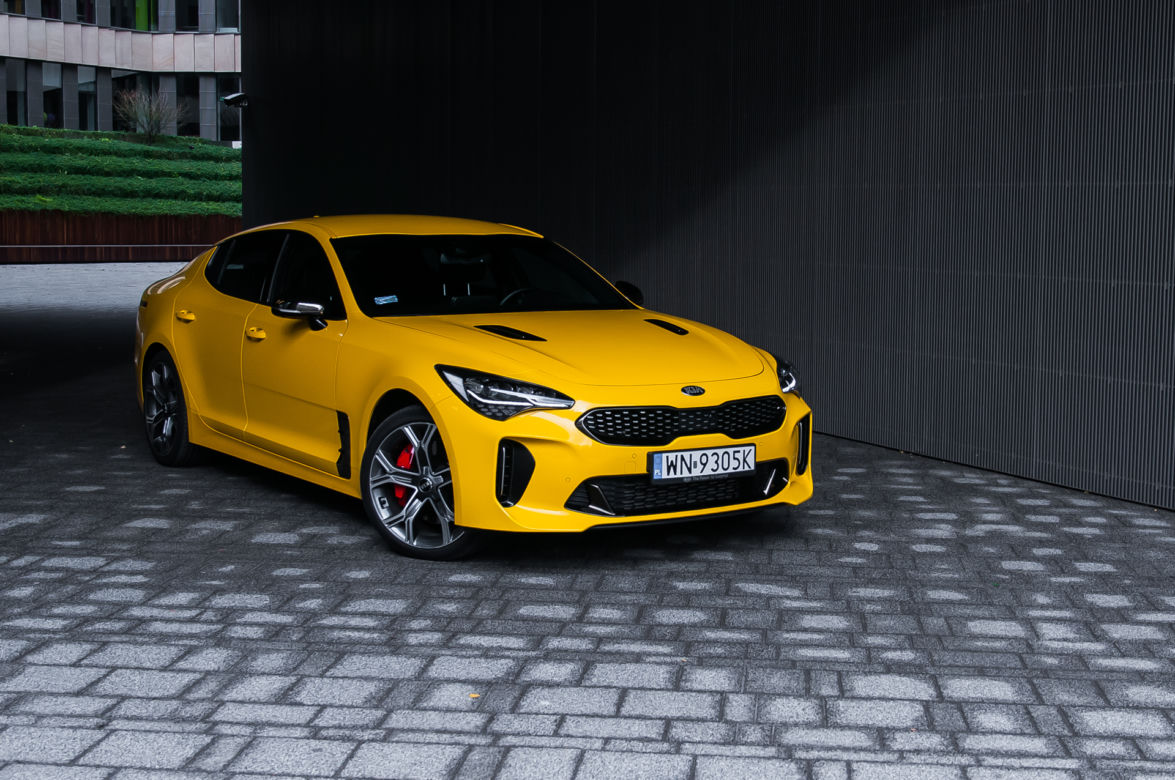 Kia Stinger GT 3.3 V6 T-GDI 366 KM 8AT AWD