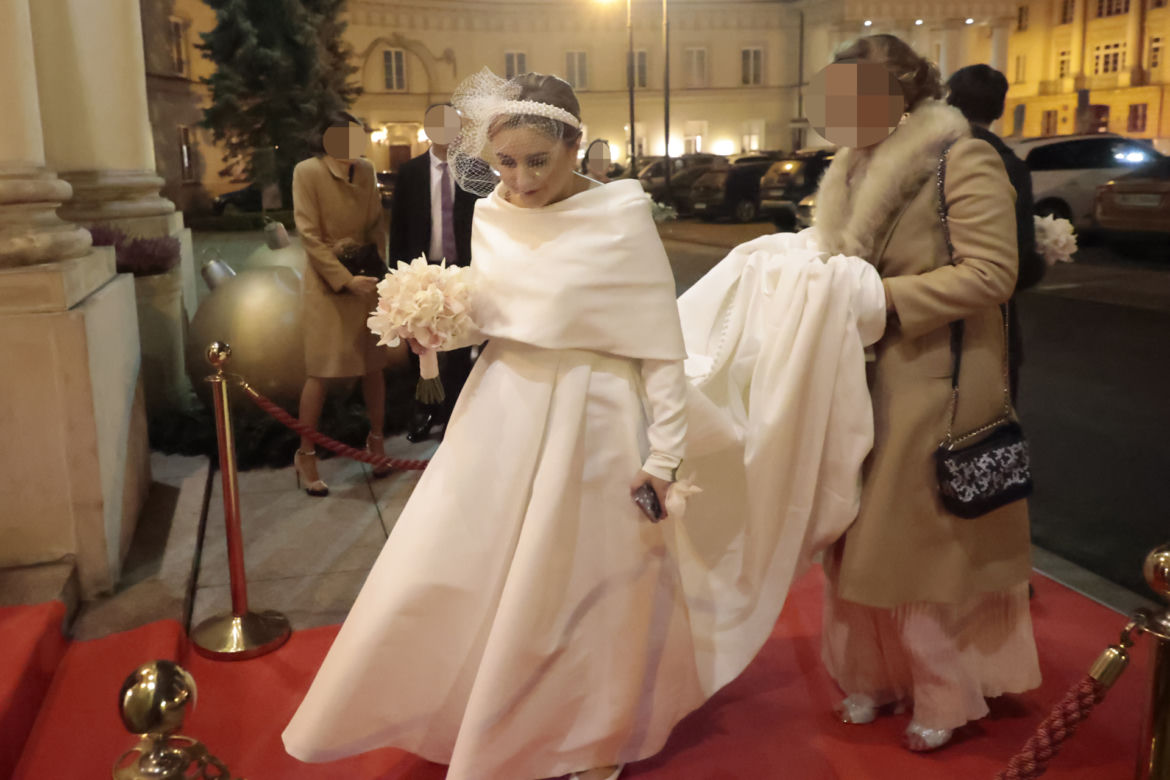 Ślub Patkowskiego i Semeniuk. Powitanie młodej pary
