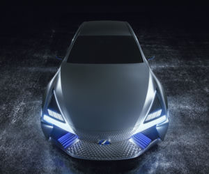 Lexus LS+