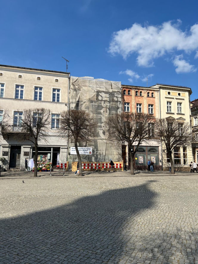 Remonty kamienic w centrum Leszna