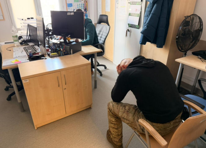 Włamanie do salonów z włosami na Wilanowie