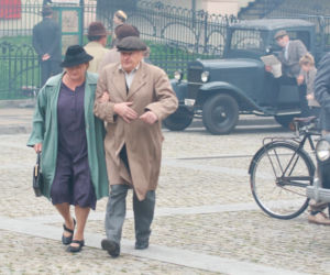 Na planie zdjęciowym do serialu „Wojenne Dziewczyny”
