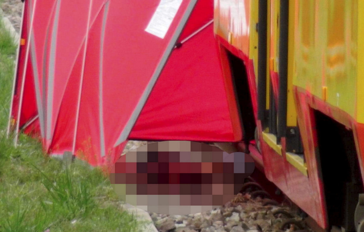 Czterolatek zginął potrącony przez tramwaj. Rozpacz na miejscu tragedii