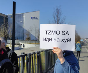 Protest pod siedzibą TZMO. Co dalej z Toruńskimi Zakładami Materiałów Opatrunkowych w Rosji?