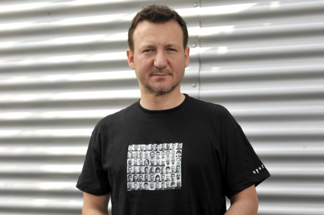 Robert Więckiewicz zaczynał w technikum budowlanym. Tak wyglądała jego niezwykła metamorfoza