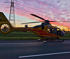 Wypadek na A4! BMW wbiło się w wiadukt, autostrada w kierunku Wrocławia zablokowana