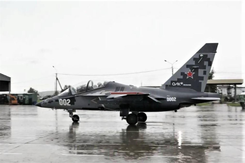 Jak-130M
