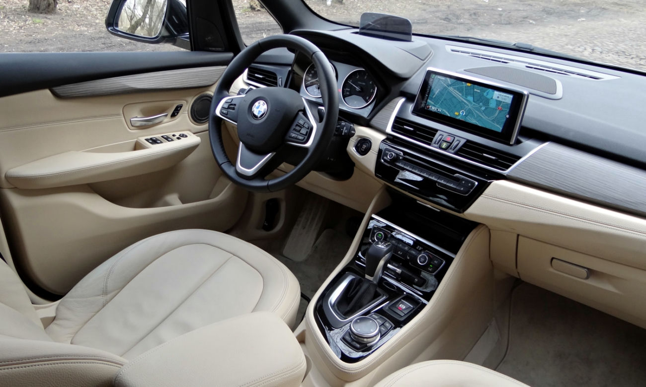BMW serii 2 Active Tourer 218d AT
