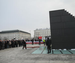 Jarosław Kaczyński na obchodach miesięcznicy smoleńskiej