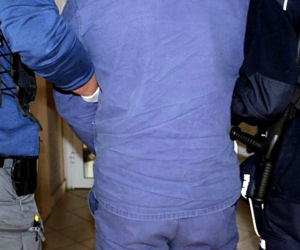 Bielsk Podlaski. 25-letni kierowca bmw miał przy sobie ponad pół kilograma narkotyków