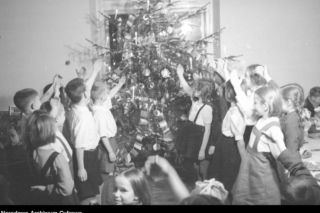 QUIZ PRL. Święta w PRL-u. Sprawdź, co o nich wiesz