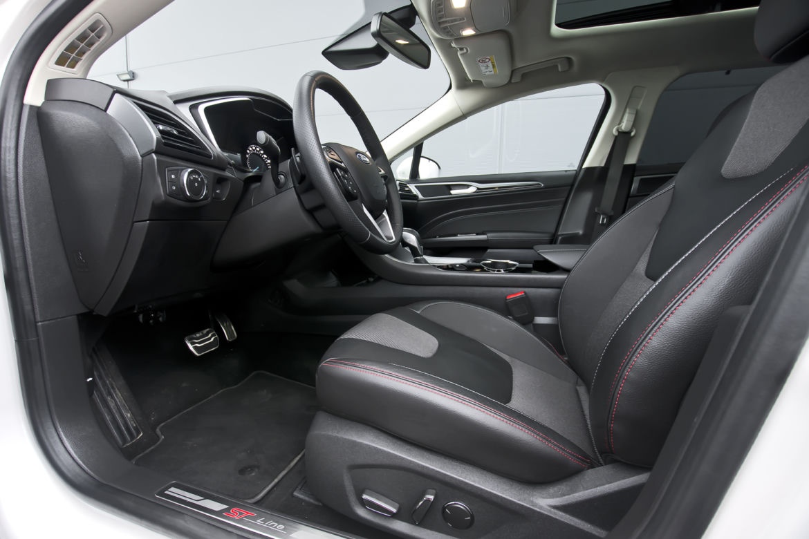Ford Mondeo Kombi ST-Line 2.0 EcoBoost 240 KM A6