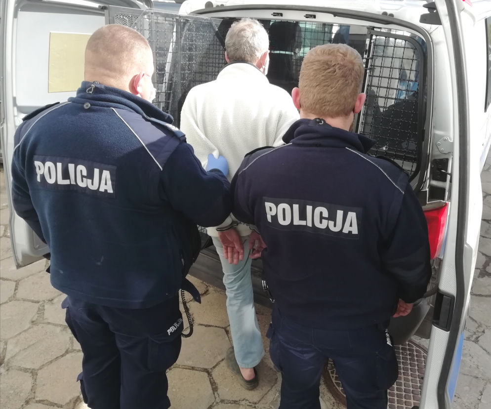 Zelów: Pijany 65-latek groził żonie, że spali ją razem z domem! Mężczyzna trafił do aresztu