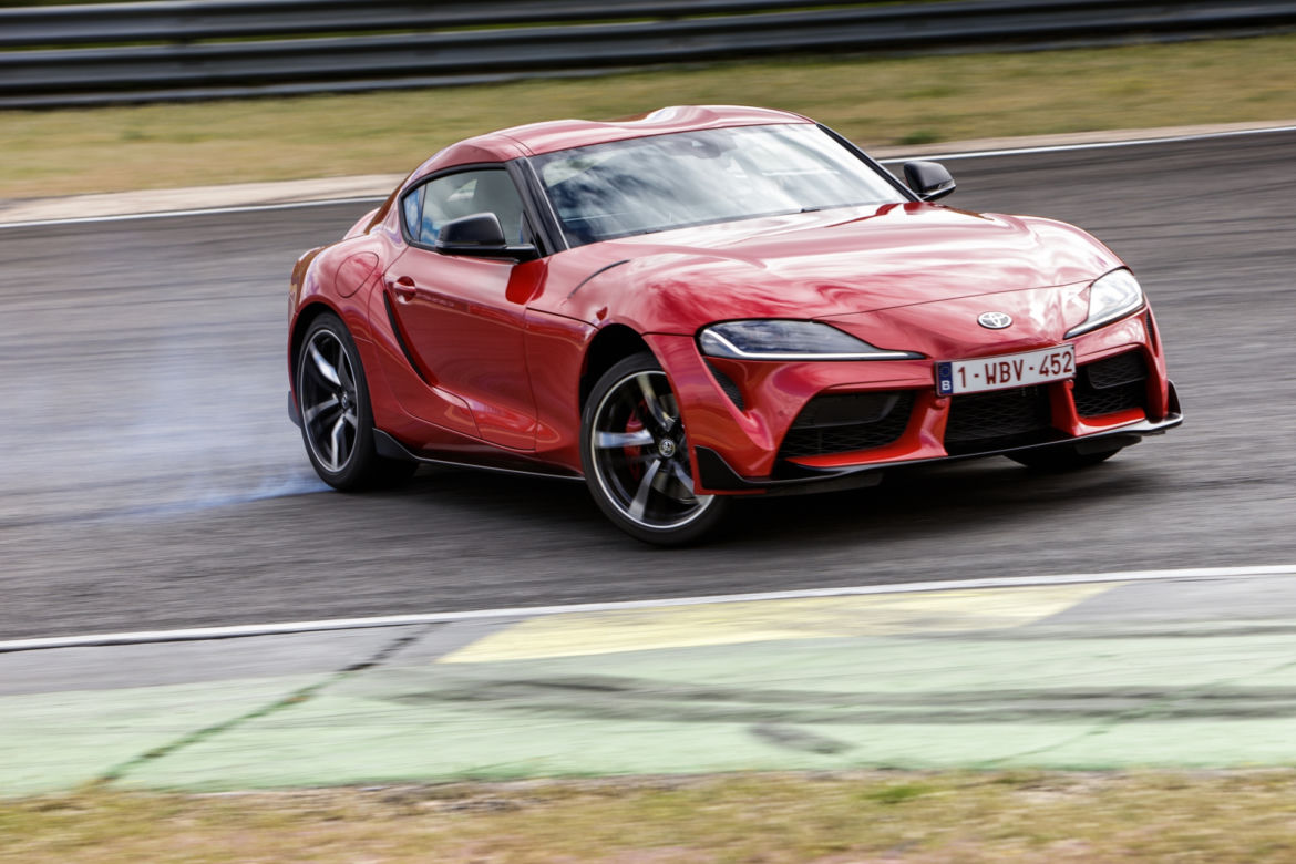 Toyota GR Supra w kolorze Renaissance Red