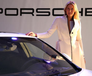Maria Szarapowa / Porsche Panamera GTS
