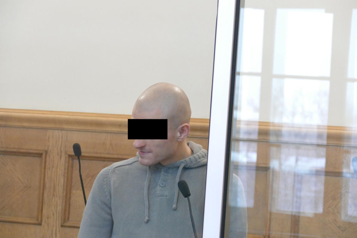W kilkadziesiąt sekund zabił pana Franciszka. Wstrząsający film z targu w Rawie Mazowieckiej