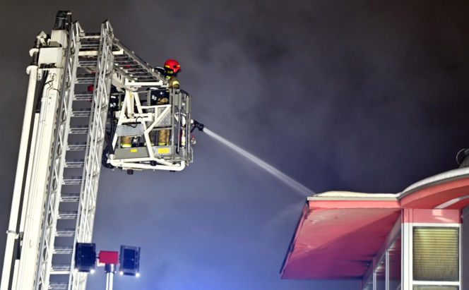 Pożar hali magazynowej w Skawinie