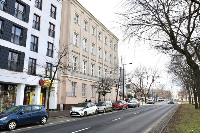 Ulica Leszno w Warszawie, choć zmieniała nazwy, dla pokolenia wojennego pozostała symbolem tragicznych wydarzeń