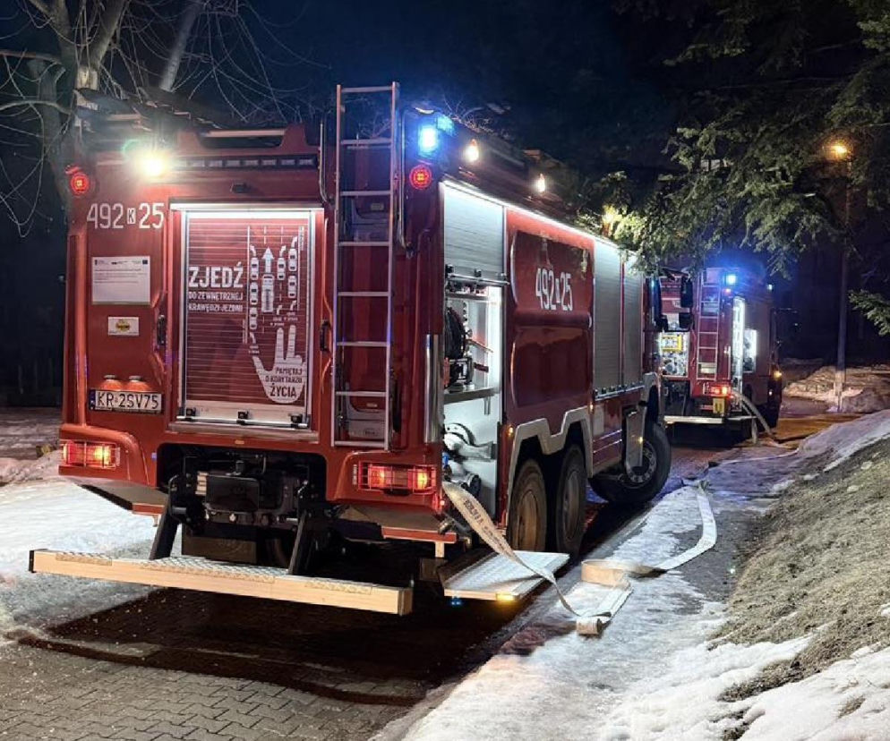 Tragiczny pożar w Rabce-Zdroju. Nie żyje 81-letnia kobieta, są ranni