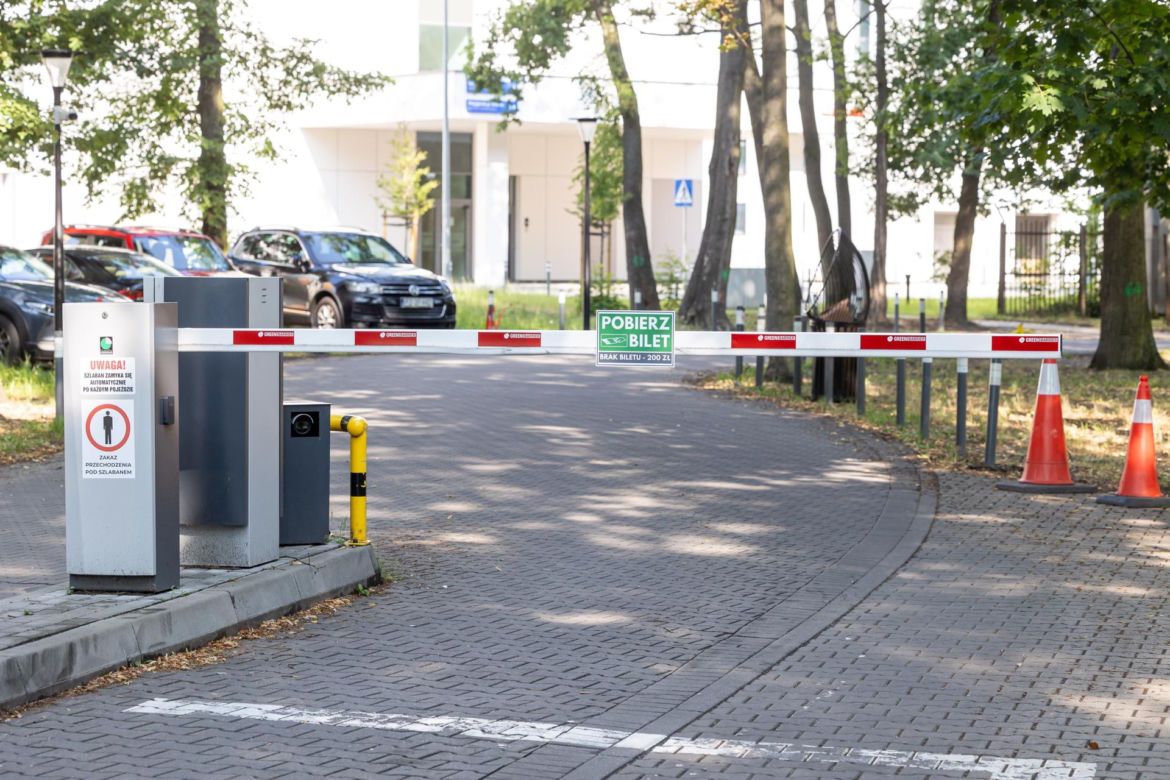 Zapłaciłem 1350 zł za parking pod szpitalem