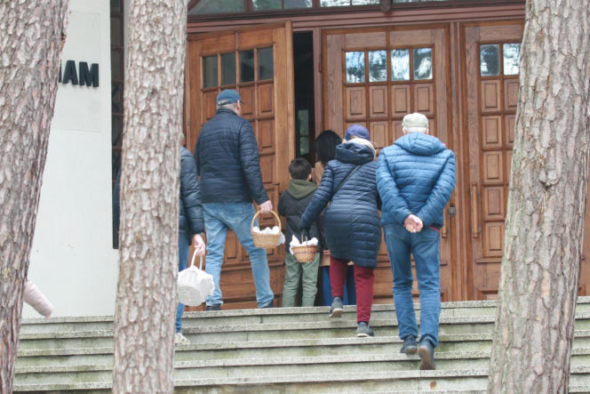 Marta Kaczyńska ze święconką