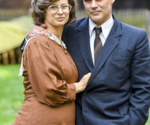 Stulecie Winnych sezon 3: Andzia (Barbara Wypych), Stanisław (Jan Wieczorkowski)