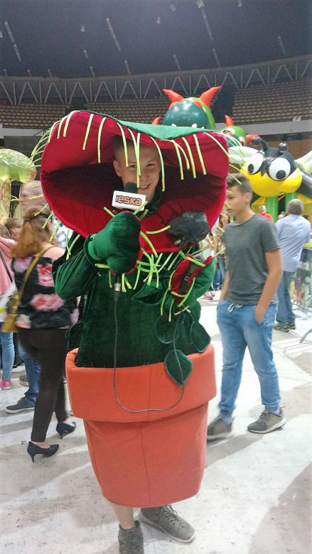 Krwiożercze rośliny opanowały katowicki Spodek! Trwa Festiwal Roślin Owadożernych [ZDJĘCIA, AUDIO]