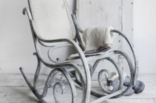 Dekoracje wnętrz w stylu shabby chic: rozważnie i romantycznie