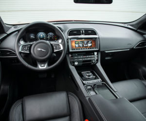 Jaguar F-Pace 