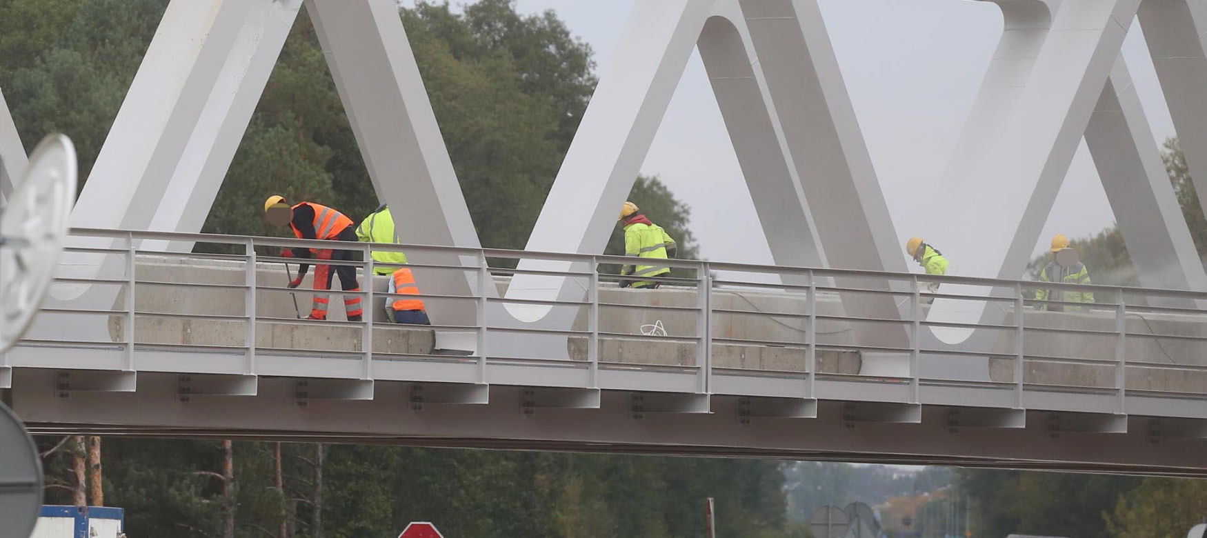 Przebudowa DK61. W związku z budową wiaduktu kolejowego drogowcy wprowadzą ruch wahadłowy na dwa tygodnie