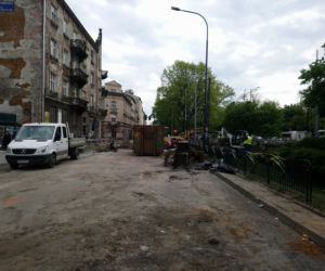 Apokalipsa na Al. Trzech Wieszczów. Rozkopane ulice, horror na drogach