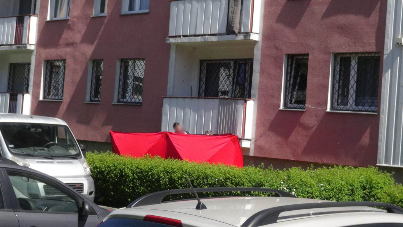 Dramat na Bielanach. Makabryczna śmierć 47-latka. "Jeszcze rano mówił nam dzień dobry"