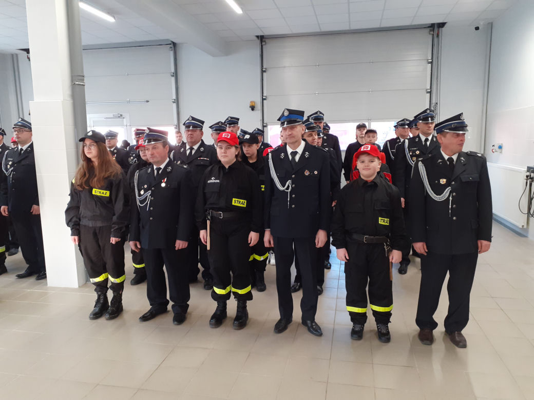 Przekazanie promes dla młodzieżowych drużyn strażaków ochotników w KM PSP w Siedlcach