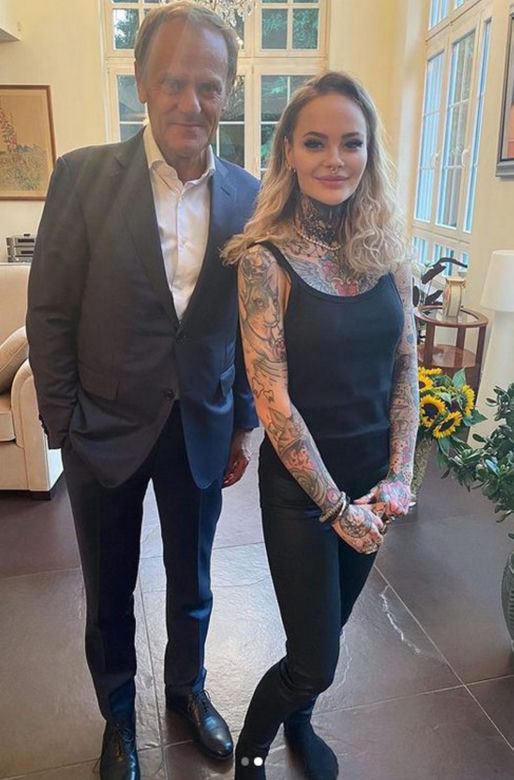 Monika Miller ma poglądy, jak dziadek?