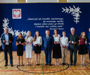 Początek nowego roku szkolnego w Białymstoku. Naukę rozpoczęło 39 tys. dzieci i młodzieży