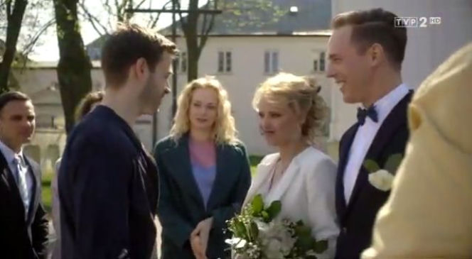 O mnie się nie martw 6 sezon odcinek 13, Iga (Joanna Kulig), Marcin (Stefan Pawłowski)