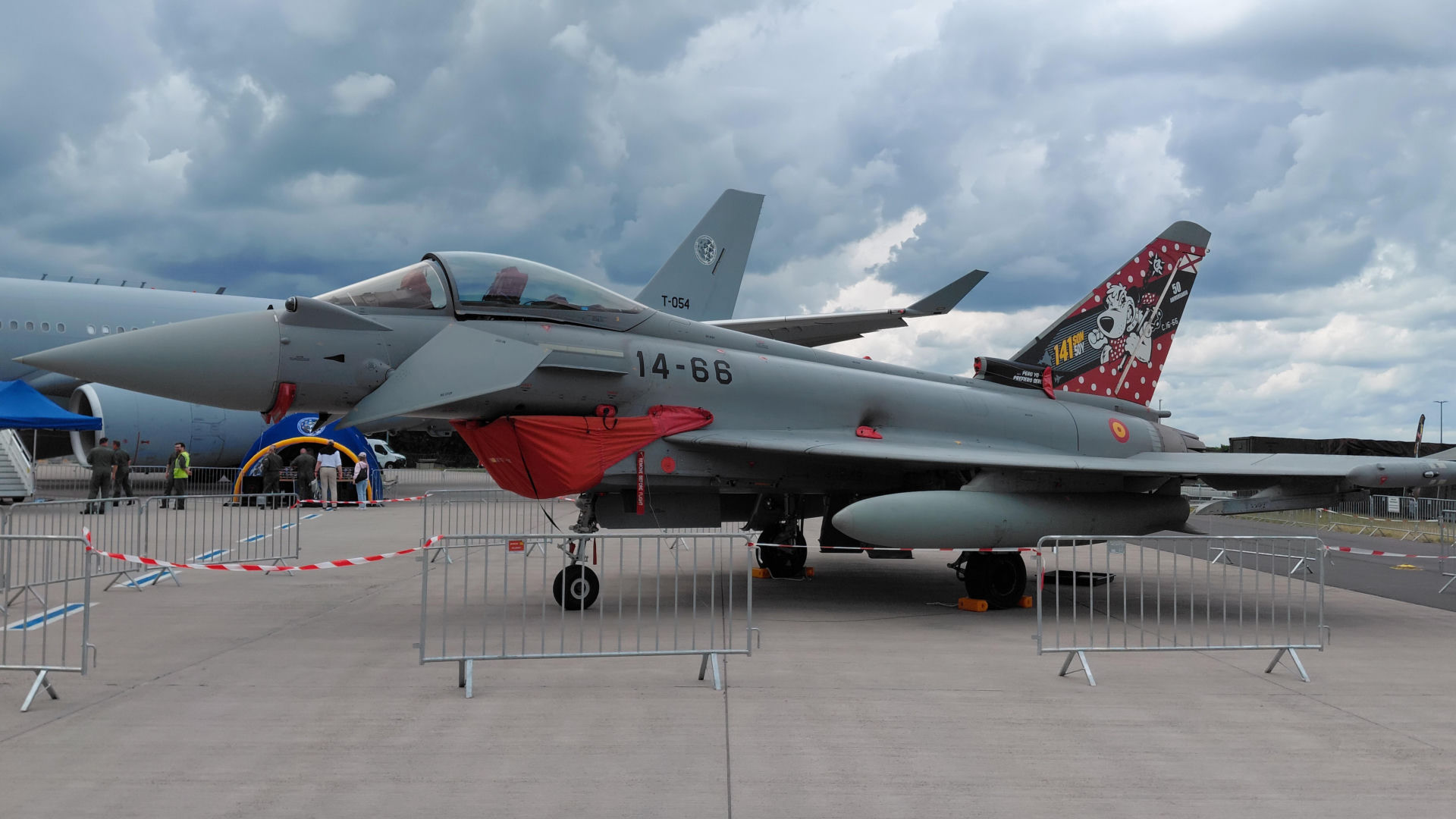 Niemiecki samolot Eurofighter Typhoon