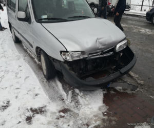 W Tuchowie ZDERZENIE czterech pojazdów. Utrudnienia na drodze 