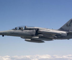 Czeskie samoloty L-159 nie dla Ukrainy. Polityczna burza w Pradze - premier kontra generał