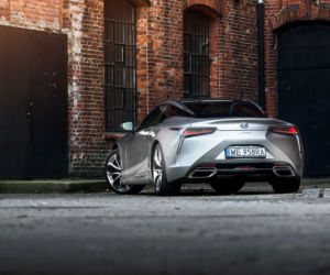Lexus LC500h 3.5 V6 359 KM Superturismo