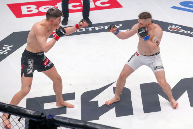 Kacper Błoński zostawia Young Leosię i ucieka z Polski. Szokujące wyznanie influencera