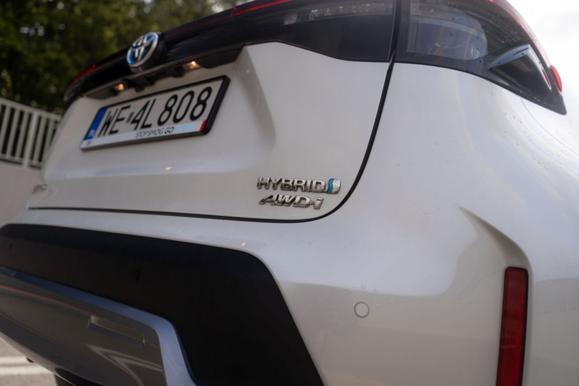 Toyota Yaris Cross Hybrid Dynamic Force AWD-i 116 KM e-CVT