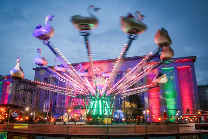 Manufaktura Świętego Mikołaja z Tomaszem Karolakiem w roli Świętego Mikołaja