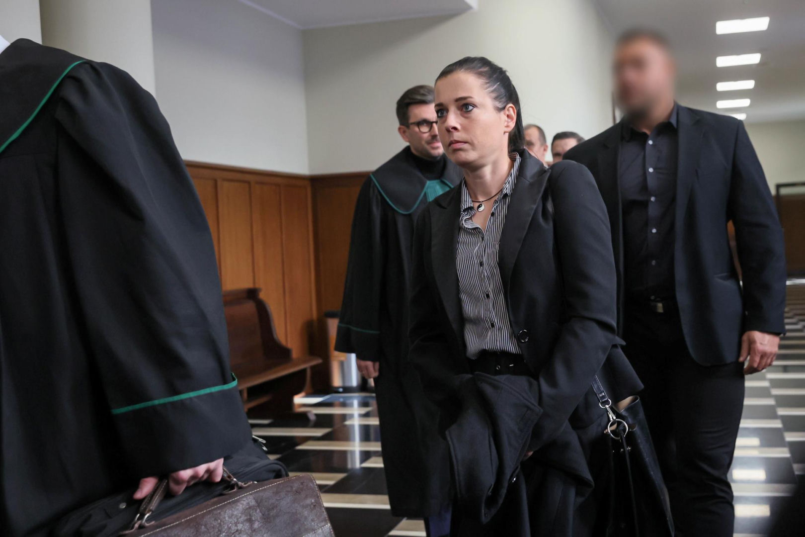 Who is Natasza Geldon? She testified at the Nawrocki trial. She ended up at the Grand Hotel…