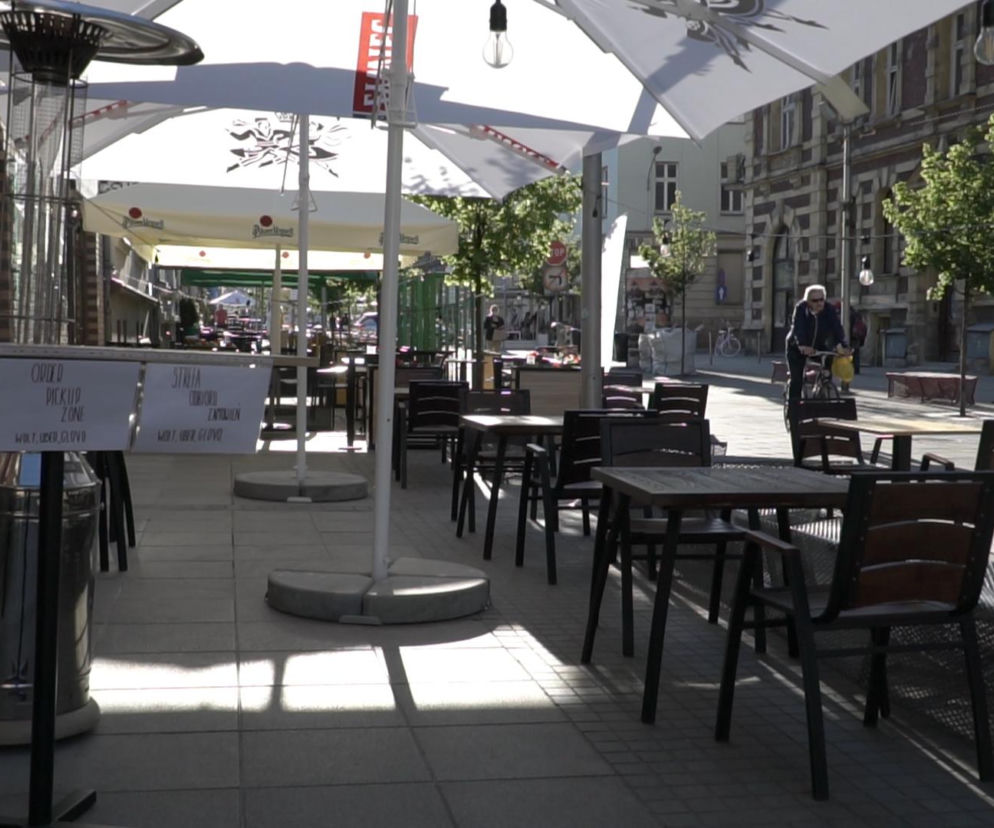 Śląscy samorządowcy obniżają stawki za ogródki gastronomiczne. Wielkie otwarcie restauracji i pubów już w ten weekend