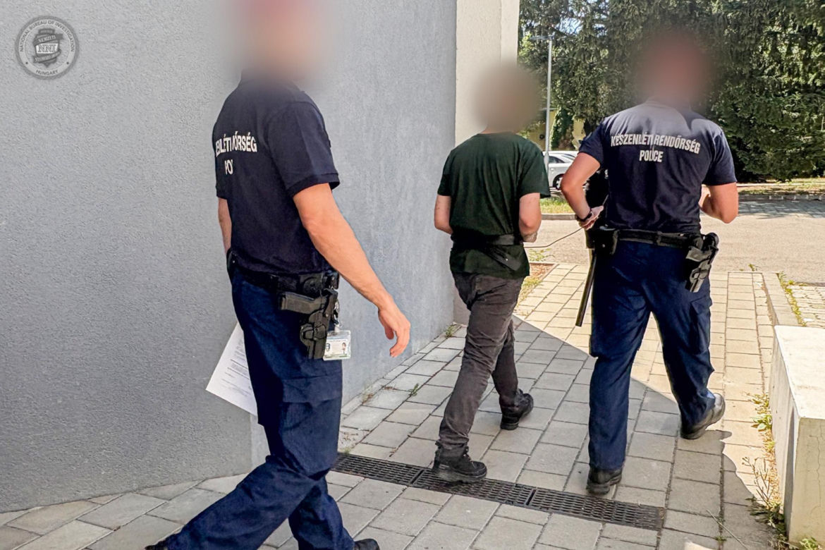 Ludzkie szczątki w walizkach i słoikach w mieszkaniu b. pracownika szpitala. Zeznał, że z niektórych robił potrawy