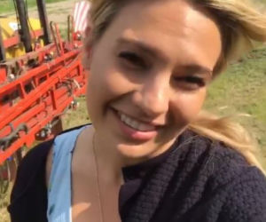 Joanna Kuberska (Julka) na planie M jak miłość w Grabinie